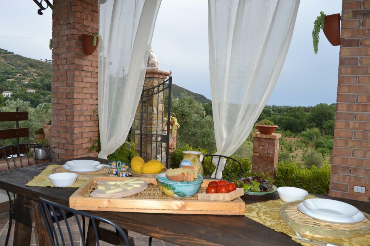 Il Brillocco Bed & Breakfast Castellabate Bagian luar foto