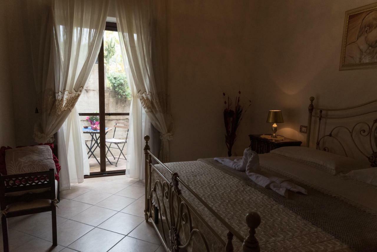 Il Brillocco Bed & Breakfast Castellabate Bagian luar foto